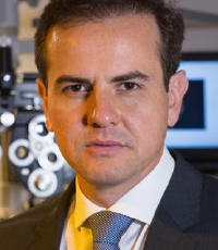 Dr. Marcelo Vilar
